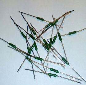 Резистори Резисторы ^/--/^ 180 кОм  0,125 /--/ Вт.   10 /--/ шт ^_^^^ 180 кОм 0,125 /--/ Вт. 10 /--/ шт - фото фото фото