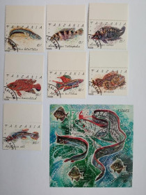 Танзанія Танзания ^/--/^ ТАНЗАНИЯ. 1991 г. Marine life. FISHES. РЫБЫ. 7 марок c полями блок. Mi 1040-1046, B /--/ 168. С гашением ^_^^^ Танзанія. 1991 — Marine life. FISHES. Риби. 7 марок з полями блок. Mi 1040-1046, B /--/ 168. З гасінням - фото фото фото