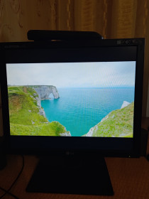 LG LG ^/--/^ Монитор LG Flatron L /--/ 1719 /--/ S  (L /--/ 1719 /--/ SQ) — Рабочий ^_^^^ Монітор LG Flatron L /--/ 1719 /--/ S (L /--/ 1719 /--/ SQ) - фото фото фото