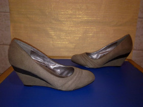 Туфлі Туфли ^/--/^ ТУФЛИ = FIORE COLLECTION = НАТ.КОЖА 37 /--/ р. ИДЕАЛ ! ^_^^^ ТУФЛІ = FIORE COLLECTION = НАТ.КОЖА 37 /--/ р. Ідеал! - фото фото фото