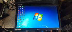 LG LG ^/--/^ Широкоформатный ЖК-монитор 19 дюймов LG Flatron W /--/ 1946 /--/ S-BF № 24110712 ^_^^^ Широкоформатний ЖК-монітор 19 дюймів LG Flatron W /--/ 1946 /--/ S-BF No 24110712 - фото фото фото