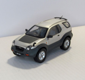 : Закордонні : Зарубежные ^/--/^ Isuzu Vichi Cross silver, Premium X Models. PremiumX. 1:43 Исузу ^_^^^ Isuzu Vichi Cross silver, Premium X Models. PremiumX. 1:43 Ісузу - фото фото фото