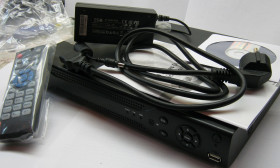Відеореєстратори Видеорегистраторы ^/--/^ DVR /--/ 0404 /--/ LE-AN Відеореєстратор на 4 аналогових відеокамери +2 аудіовхода ^_^^^ DVR /--/ 0404 /--/ LE-AN Видеорегистратор на 4 аналоговых видеокамеры +2 аудиовхода - фото фото фото