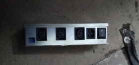 Мережеві фільтри Сетевые фильтры ^/--/^ Распределитель питания PDU Siemens Nixdorf 03239-00 № 221611 ^_^^^ Розподільник живлення PDU Siemens Nixdorf 03239-00 No 221611 - фото фото фото