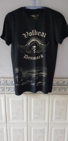 Футболки, майки Футболки, майки ^/--/^ Футболка &amp;quot;Volbeat&amp;quot;  (100% cotton, S, UK) ^_^^^ Футболка &amp;quot;Volbeat&amp;quot; (100% cotton, S, UK) - фото фото фото