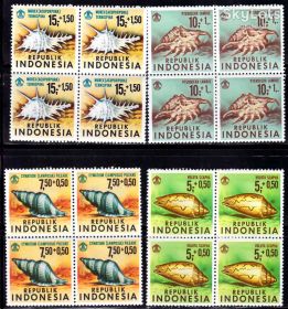 Фауна Фауна ^/--/^ NM Индонезия 1969 г  MNH  - квартблоки - ^_^^^ NM Індонезія 1969 р MNH - квартблоки - фото фото фото