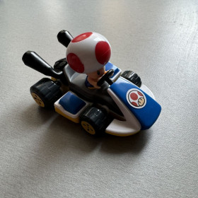 Фігурки Фигурки ^/--/^ Комплект фігурок із Maxi Kinder - Mario Kart - Toad  (END /--/ 08) ^_^^^ Комплект фигурок из Maxi Kinder - Mario Kart - Toad (END /--/ 08) - фото фото фото