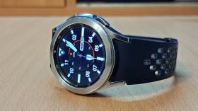 Розумні годинники (Smart watch) Умные часы (Smart watch) ^/--/^ Samsung Galaxy Watch 4 Classic 42 мм  (SM-R /--/ 880), отличное состояние ^_^^^ Samsung Galaxy Watch 4 Classic 42 мм (SM-R /--/ 880), відмінний стан - фото фото фото