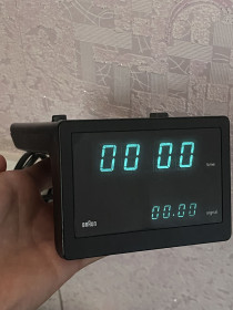 Настільні годинники, будильники Настольные часы, будильники ^/--/^ колекційний вінтажний цифровий будильник Braun DN 54 ^_^^^ Коллекционный винтажный цифровой будильник Braun DN 54 - фото фото фото