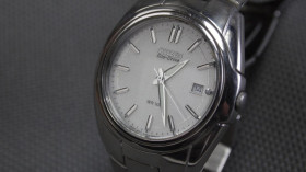 Аксесуари Аксессуары ^/--/^ Годинник CITIZEN Eco-Drive 100 /--/ м.цельнолитая нержавейка белый циферблат model: F /--/ 810-S /--/ 005345 HST Вживане ^_^^^ CITIZEN Eco-Drive 100 /--/ м.цільноліта нержавійка білий циферблат model: F /--/ 810-S /--/ 005345 HST - фото фото фото