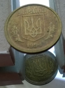 Обігові Обиходные ^/--/^ Украина 10 копеек 1994 год ГЕРБ-ГЕРБ аверс-аверс RRR ^_^^^ Україна 10 копійок 1994 ГЕРБ-ГЕРБ аверс-аверс RRR - фото фото фото