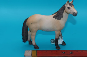 Фігурки, солдатики Фигурки, солдатики ^/--/^ кінь конячка SCHLEICH ФРН ФРГ ^_^^^ Лошадь лошадка SCHLEICH ФРГ ФРГ - фото фото фото
