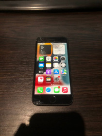 Apple iPhone Apple iPhone ^/--/^ iPhone 8 Space Gray 64 ГБ / Акумулятор 94% / Без iCloud / Битий екран [168] ^_^^^ iPhone 8 Space Gray 64 ГБ / Аккумулятор 94% / Без iCloud / Битый экран [168] - фото фото фото