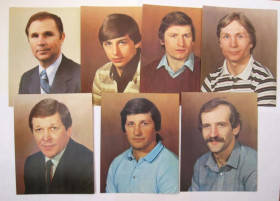СРСР СССР ^/--/^ ХОККЕЙНАЯ ДРУЖИНА - СБОРНАЯ СССР ПО ХОККЕЮ = 1984 г. = 15 шт. = ^_^^^ Хокейна дружина - збірна СРСР по Хоккею 1984 р. 15 шт. - фото фото фото