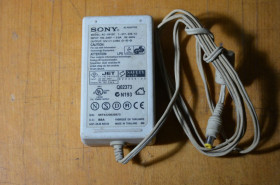 Адаптери живлення Адаптеры питания ^/--/^ Блок живлення Sony 12 /--/ V 2.09 /--/ A 25 /--/ W!    (111)! ^_^^^ Блок питания Sony 12 /--/ V 2.09 /--/ A 25 /--/ W! (111)! - фото фото фото