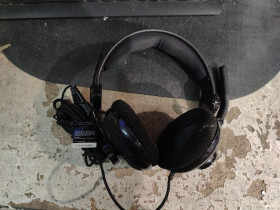 Навушники Наушники ^/--/^ Игровые наушники Razer Carcharias RZ /--/ 04-00270100 № 25210102 ^_^^^ Ігрові навушники Razer Carcharias RZ /--/ 04-00270100 No 25210102 - фото фото фото