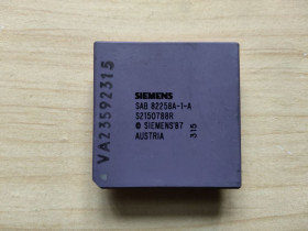 Процесори Процессоры ^/--/^ SAB 82258 /--/ A-1-A Siemens PGA /--/ 68 процесор в колекцію   (8006-46) ^_^^^ Siemens SAB 82258 /--/ A-1-A PGA /--/ 68 процессор в коллекцию (8006-46) - фото фото фото