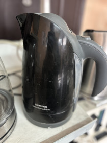 Електрочайники Электрочайники ^/--/^ Електрочайник Siemens ^_^^^ Электрочайники Tefal, AEG, Medion, Elta и другие Проверенные, исправные. - фото фото фото