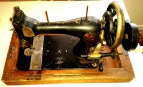 Інше Другое ^/--/^ * Швейная машинка kohler-schwingschiff maschine - антиквариат -  рабочая -, ^_^^^ Швейна машинка kohler-schwingschiff maschine - антикваріат - робоча -, - фото фото фото
