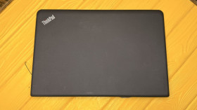 Корпуса Корпуса ^/--/^ Кришка матриці Lenovo Thinkpad T /--/ 570  (3)  (1603) ^_^^^ Крышка матрицы Lenovo Thinkpad T /--/ 570 (3) (1603) - фото фото фото