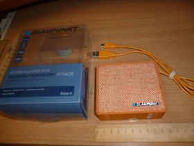 Портативні колонки, спікери Портативные колонки, спикеры ^/--/^ Bluetooth колонка Blaupunkt BT /--/ 04 /--/ OR с радио ^_^^^ Bluetooth колонка Blaupunkt BT /--/ 04 /--/ OR з радіо - фото фото фото