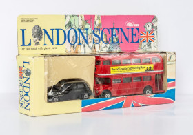 Hot Wheels Hot Wheels ^/--/^ 1:60 Set Austin FX /--/ 4 London taxi &amp; AEC London bus #15, CORGI ^_^^^ 1:64 Set Morris London taxi &amp; AEC London bus #15, CORGI - фото фото фото