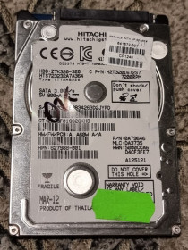 Жорсткі диски Жесткие диски ^/--/^ 100% hdd 2.5 320 гб hitachi 7200 78.5/79.1 жесткий диск hts /--/ 723232 /--/ a /--/ 7 /--/ a /--/ 364 хитачи 7 /--/ mm slim 7 /--/ мм слим ^_^^^ 100% hdd 2.5 320 гб hitachi 7200 78.5/79.1 жорсткий диск hts /--/ 723232 /--/ a /--/ 7 /--/ a /--/ 364 хітачі 7 /--/ mm slim 7 /--/ мм злим - фото фото фото