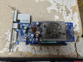 Відеокарти Видеокарты ^/--/^ Видеокарта ASUS GeForce 7300 GS EN /--/ 7300 /--/ GS/HTD/256 /--/ M/A 256 /--/ MB PCI-E № 260204108 ^_^^^ Відеокарта ASUS GeForce 7300 GS EN /--/ 7300 /--/ GS/HTD/256 /--/ M/A 256 /--/ MB PCI-E No 260204108 - фото фото фото