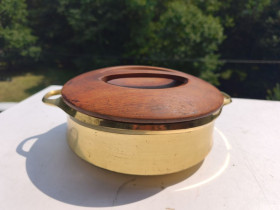 Інше Другое ^/--/^ * Vintage Dansk Brass Chafing Dish with wood lid - no stand - Jens Quistgaard Кастрюля ^_^^^ Vintage Dansk Brass Chafing Dish with wood lid - no stand - Jens Quistgaard Кастрюля - фото фото фото