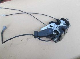 Двері та дах Двери и крыши ^/--/^ Замок двери задний правый Toyota Camry 30 01-06 ^_^^^ Замок двері задній правий Toyota Camry 30 01-06 - фото фото фото