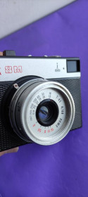 Вінтажні фотоапарати Винтажные фотоаппараты ^/--/^ Винтажный Плёночный фотоаппарат Смена 8 /--/ м 1980 г проверен-хорошее рабочее состояние df /--/ 281 ^_^^^ Зміна 8 /--/ м 1980 перевірено-хороший робочий стан df /--/ 281 - фото фото фото