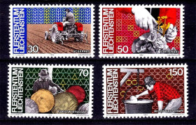Малі Держави Європи Малые Государства Европы ^/--/^ Лихтенштейн 1982 г  MNH - ^_^^^ Ліхтенштейн 1982 MNH - фото фото фото