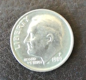 Єлизавета II (після ) Елизавета II (после ) ^/--/^ Дайм 10 центов США 1989 год ^_^^^ Дайм 10 центів США 1989 - фото фото фото