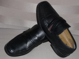 Туфлі, мокасини Туфли, мокасины ^/--/^ &amp;quot;CLARKS&amp;quot; EXTRA Wide. Качеств.бренд.туфли-мокасины р-42-8 Оригинал-100 /--/ кожа! Состоян ^_^^^ &amp;quot;CLARKS&amp;quot; EXTRA Wide. Якостей.бренд.туфлі-мокасини р-42-8 Оригінал-100 шкіра! Стан - фото фото фото