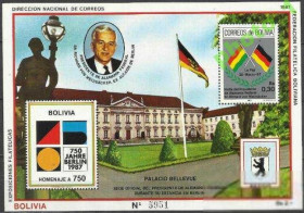 Південна Америка Южная Америка ^/--/^ Боливия 1987 Берлин Президент Вайцзеккер флаги бл. ^_^^^ Болівія 1987 Берлін Президент Вайцзеккер прапори бл. - фото фото фото