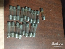 Інші аксесуари та комплектуючі Другие аксессуары и комплектующие ^/--/^ Запобіжник ссср 0,25 /--/ А ^_^^^ Предохранитель ссср 0,25 /--/ А - фото фото фото