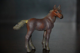 Фігурки, солдатики Фигурки, солдатики ^/--/^ животные конь жеребенок SCHLEICH  ФРГ ^_^^^ Тварини кінь жеребенок SCHLEICH ФРН - фото фото фото