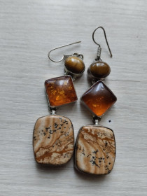 Сережки Серьги ^/--/^ Крупные серебрянные серьги с пейзажной яшмой, тигриным глазом и янтарем ^_^^^ Великі срібні сережки з пейзажною яшмою, тигриним оком і бурштином - фото фото фото