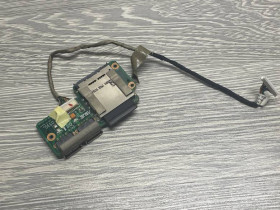 Інші комплектуючі Другие комплектующие ^/--/^ Плата USB / картрідер + шлейф для ноутбука Asus X /--/ 70 /--/ AB / б/в Original ^_^^^ Плата USB / картридер + шлейф для ноутбука Asus X /--/ 70 /--/ AB / б/у Original - фото фото фото