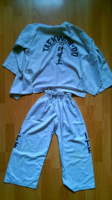Інше Другое ^/--/^ Кімоно Taekwon Do розмір 120 / 00 для дитини ^_^^^ Кимоно кимоно Taekwon Do размер 120/00 для ребенка - фото фото фото