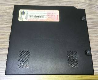 Корпуса Корпуса ^/--/^ Ревизионный люк HDD Lenovo Ideapad S /--/ 10-3 /--/ c Model 20074 MO DB /--/ 001222 /--/ EL ^_^^^ Ревізійний люк HDD Lenovo Ideapad S /--/ 10-3 /--/ c Model 20074 MO DB /--/ 001222 /--/ EL - фото фото фото