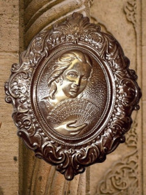 Картини, Гравюри, Живопис та Графіка Картины, Гравюры, Живопись и Графика ^/--/^ Овальное панно на стену из латуни девушка с веером, винтажный барельеф ссср ^_^^^ Овальне панно на стіну з латуні дівчина з віялом, гвинтажний барельєф СРСР - фото фото фото
