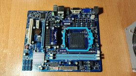 Материнські плати Материнские платы ^/--/^ Материнська плата  GIGABYTE GA-78 /--/ LMT-S /--/ 2 /--/ P Rev 3.1      (AM /--/ 3+/AM /--/ 3, DDR /--/ 3, AMD 760 /--/ G, PCI-Ex /--/ 16)     (Уценка) ^_^^^ Материнська плата GIGABYTE GA-78 /--/ LMT-S /--/ 2 /--/ P Rev 3.1 (AM /--/ 3+/AM /--/ 3, DDR /--/ 3, AMD 760 /--/ G, PCI-Ex /--/ 16) (Уцінка) - фото фото фото