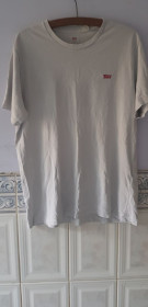 Футболки, майки Футболки, майки ^/--/^ Футболка &amp;quot;Levi&amp;apos;s&amp;quot;  (100% cotton, L, Pakistan) б/у ^_^^^ Футболка &amp;quot;Levi&amp;apos;s&amp;quot; (100% cotton, L, Pakistan) б/у - фото фото фото