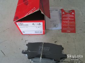 Гальмівні колодки Тормозные колодки ^/--/^ Тормозные колодки задние Lexus RX RX /--/ 300/350/400 03-08 Highlander 3.3 ^_^^^ Гальмівні колодки задні Lexus RX RX /--/ 300/350/400 03-08 Highlander 3.3 - фото фото фото