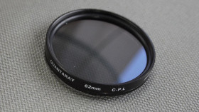 Світлофільтри Светофильтры ^/--/^ Quantaray Circular PL 62 /--/ мм. циркуляционный поляризационный светофильтр 100% оригинал Japan Вживане ^_^^^ Quantaray Circular PL 62 мм циркуляційний поляризаційний світлофільтр 100% оригінал Japan - фото фото фото