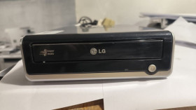 Приводи Приводы ^/--/^ Зовнішній DVD-RW LG GE /--/ 24 /--/ NU /--/ 21 ^_^^^ DVD-RW LG GE /--/ 24 /--/ NU /--/ 21 - фото фото фото