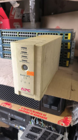 UPS, ИБП UPS, ИБП ^/--/^ Бесперебійник ДБЖ APC Back-UPS 500 BK /--/ 500 /--/ EI №220 /--/ x ^_^^^ Бесперебойник ДБЖ APC Back-UPS 500 BK /--/ 500 /--/ EI No /--/ 220 /--/ x - фото фото фото