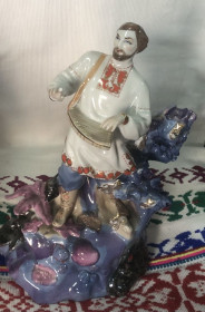 Статуетки, Скульптури, Фігурки, Фарфор Статуэтки, Скульптуры, Фигурки, Фарфор ^/--/^ Київ. СРСР. &amp;quot; Садко &amp;quot;, під реставрацію ^_^^^ Киев. СССР. &amp;quot; Садко &amp;quot; под реставрацию - фото фото фото