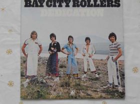 Платівки Пластинки ^/--/^ Bay City Rollers ‎– Dedication   (Arista ‎– IES-80646, Japan) NM-/NM ^_^^^ Bay City Rollers - Dedication (Arista - IES-80646, Japan) NM-/NM - фото фото фото